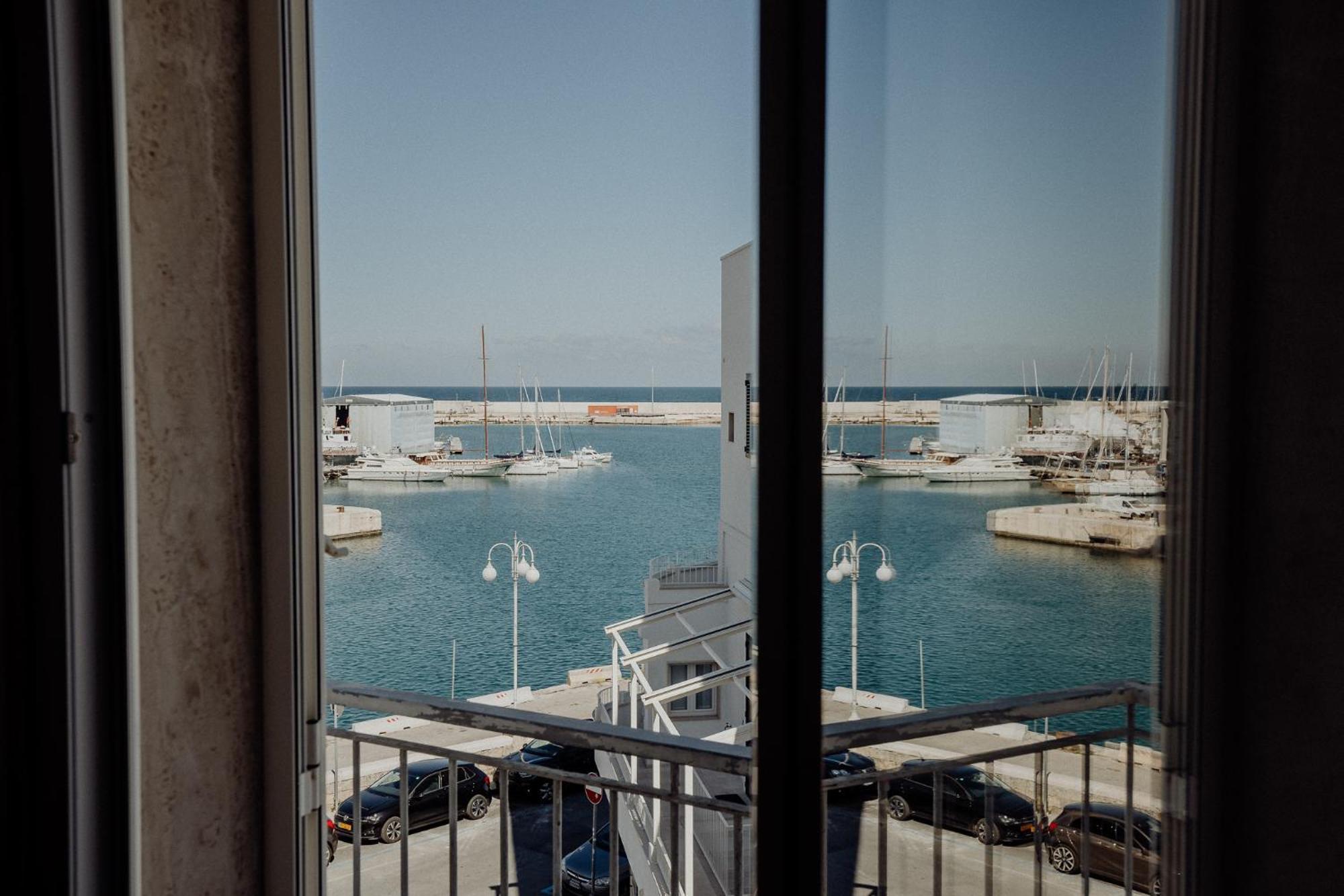 Fari E Fanali By Monholiday Monopoli Exterior photo
